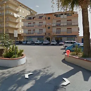 Palazzo Russo Cirillo Villaggio Mosè