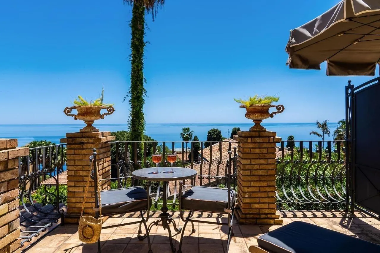 Hotel Villa Carlotta Taormina